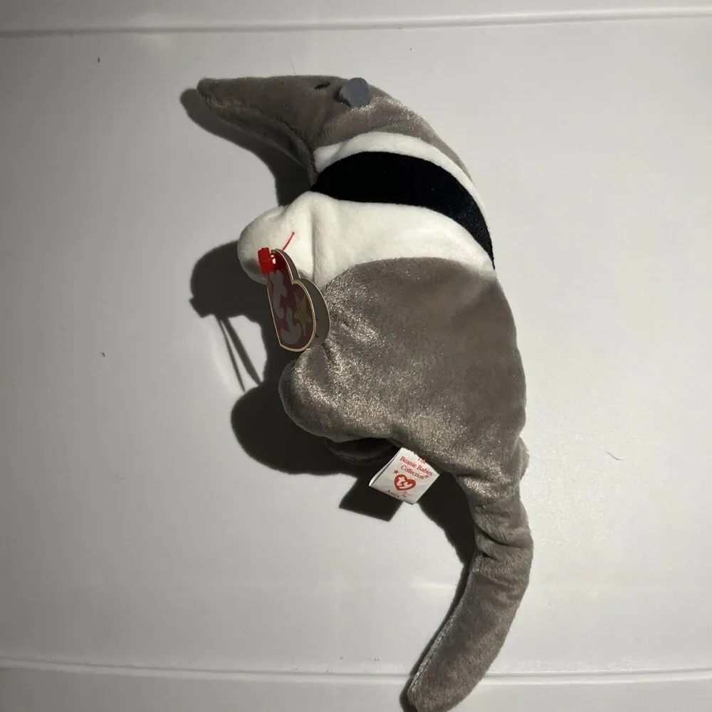 Ty Beanie Baby Ants the Anteater DOB November 7, 1997 MWMT